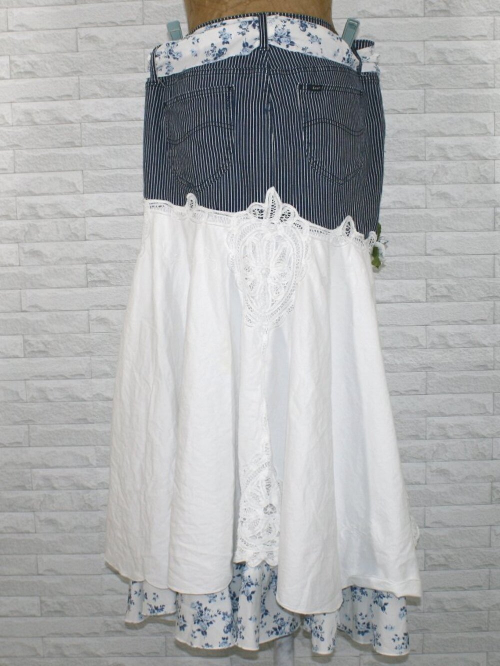 HAND CRAFTED Skirt Denim Jean Upcycled Pinstripe Floral White Fall Plus Size 18 - Picture 6 of 16